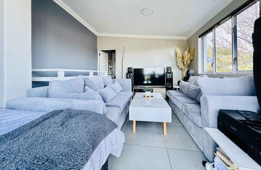 5 Bedroom Property for Sale in Onrus Western Cape